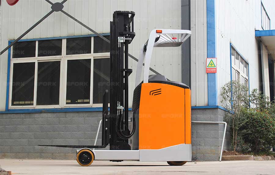 2 ton electric reach forklift